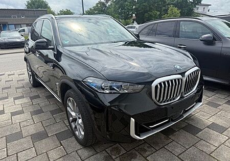 BMW X5 xDrive50e LED Navi Pano ParkAssist LiveCockp