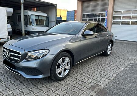 Mercedes-Benz E 350 E 350d Lim. AMG-Optik