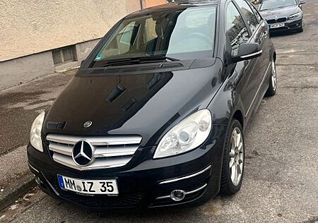 Mercedes-Benz B 180 CDI -