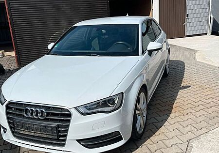 Audi A3 gebraucht kaufen Audi A3 1.4 TFSI S line S line