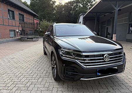 VW Touareg Volkswagen 4.0 V8 TDI 310kW 4MOT Tiptr. R-Line ...