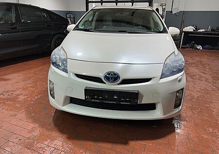 Toyota Prius 1.8-l-VVT-i Executive Vollausstattung