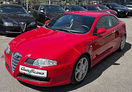 Alfa Romeo GT 3.2 V6 24V Distinctive