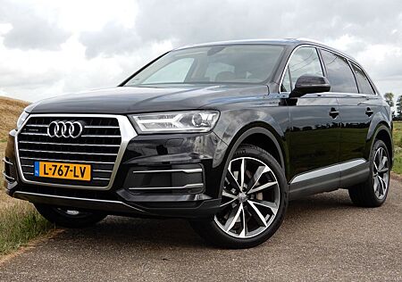 Audi Q7 3.0 TDI ultra quattro PANO 7 SITS