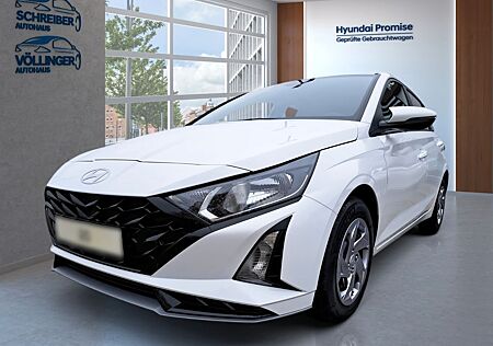 Hyundai i20 Select 6-MT Navi MJ2025 100PS