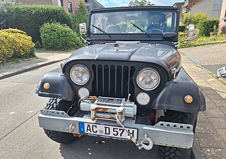 Jeep CJ
