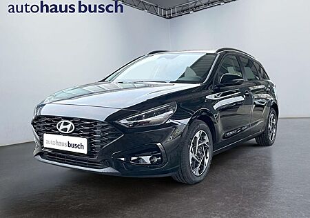 Hyundai i30 Family 1.0T-GDI AUT.