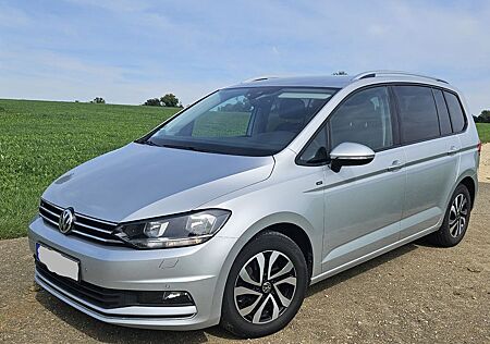 VW Touran Volkswagen 2.0 TDI JOIN 150PS DSG AHK