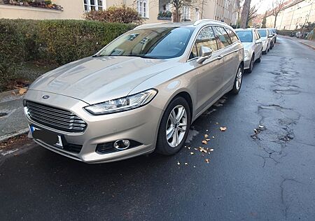 Ford Mondeo 2,0 EB 177kW Vignale Turnier Auto Vignale