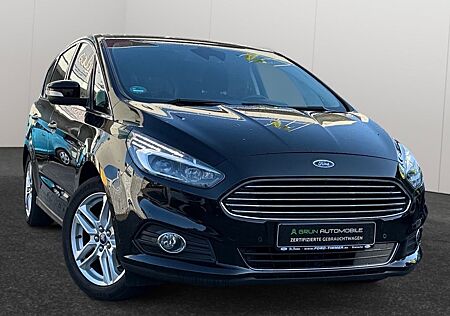 Ford S-Max Titanium*LED*8Fach*R-Kamera*7-Sitzer