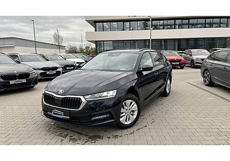 Skoda Octavia Combi Ambition 1.5 TSI Navi SHZ PDC 16''