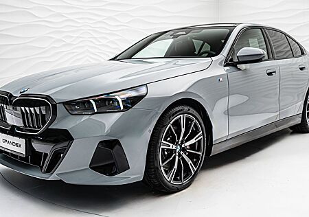 BMW 520 d xDrive*M Sportpaket Pro*Harman*Panorama