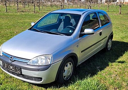 Opel Corsa -C 1.0 -TÜV und Ölwechsel neu!