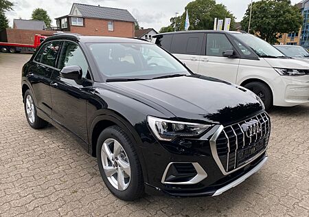 Audi Q3 35 TFSI advanced LED AHK Standheizung