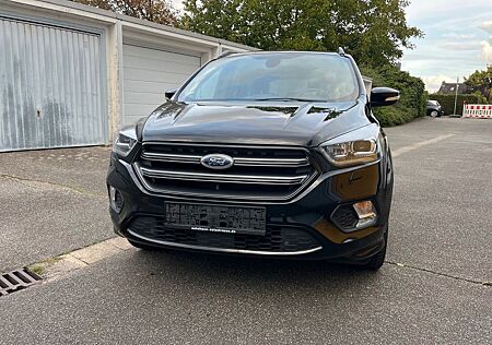 Ford Kuga 1,5 ST-Line, HU 04/27, Scheckheft, 1. Hand