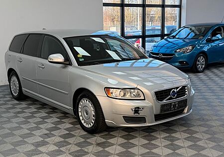 Volvo V50 Kombi D2 Kinetic _ robust & zuverlässig _