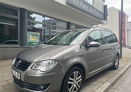 VW Touran Volkswagen Freestyle Klima PDC SHZ 7 sitzer