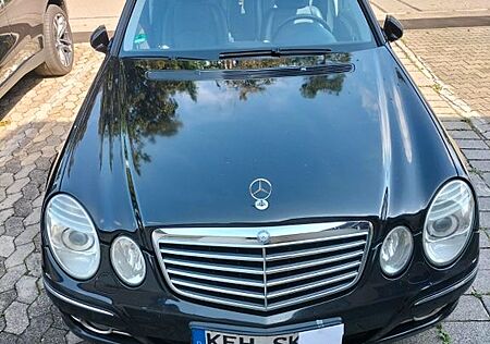 Mercedes-Benz E 220 CDI T AVANTGARDE Avantgarde