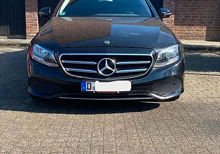 Mercedes-Benz E 200 d Autom.