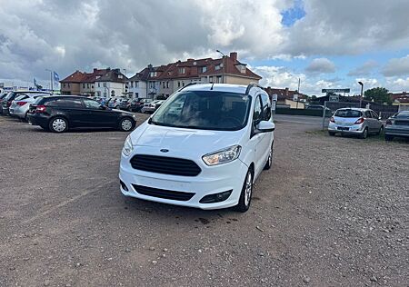 Ford Tourneo Courier Titanium