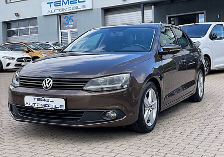 VW Jetta Volkswagen VI Comfortline**8xFACH*S-HEFT*GEPFLEGT**