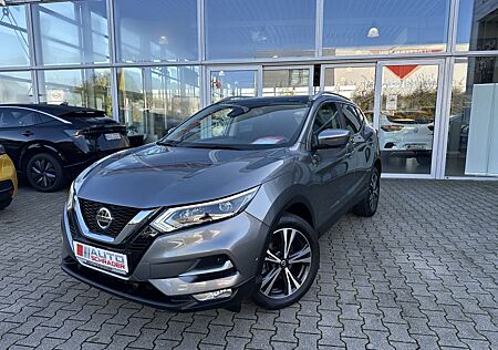 Nissan Qashqai 1.3 DIG-T DCT N-CONNECTA LED/PGD/WSSH/LM