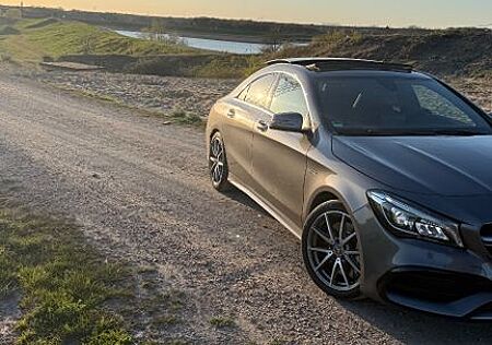 Mercedes-Benz CLA 45 AMG Mercedes-AMG CLA 45 DCT PAGA RFK Pano