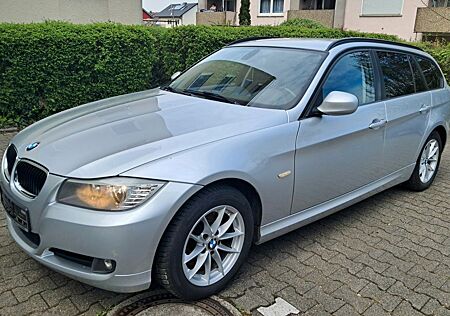 BMW 320d Touring 8 Fach Alufelgen