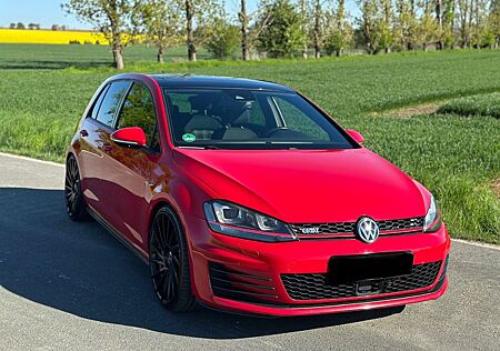 VW Golf Volkswagen 2.0 TSI BMT GTI GTI