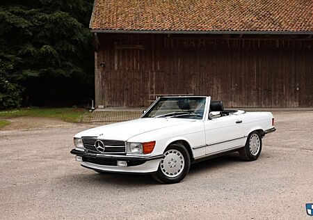 Mercedes-Benz 560 560SL R107 - 64tkm, Scheckheft, Historie