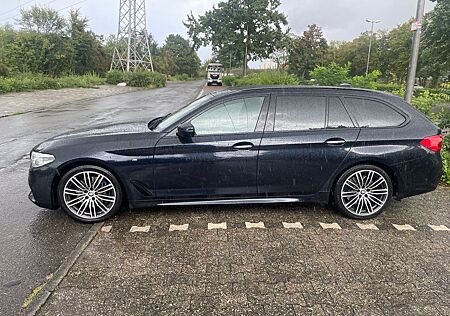 BMW 530d xDrive Touring, M-Sportpaket*Harman/Kardon*