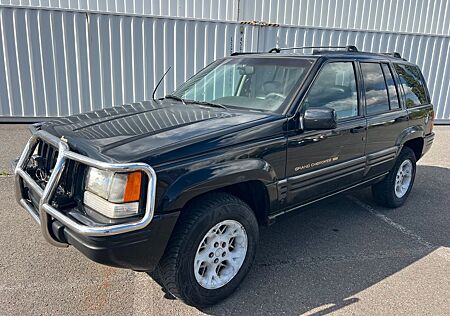 Jeep Grand Cherokee 5.2 Limited Auto *TÜV 12/2027*