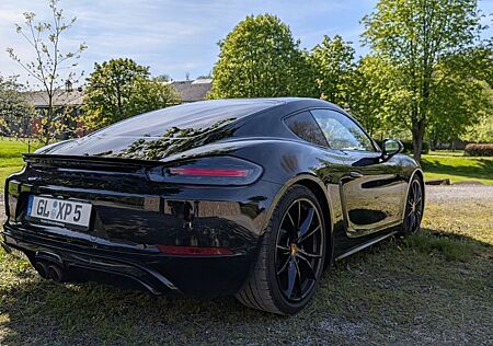 Porsche Cayman GTS 2.5 GTS Approved Neu