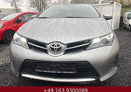 Toyota Auris Cool 1,33-l-Dual-VVT-i