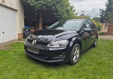 VW Golf Volkswagen 1.4 TSI 122 PS NAVI AHK Comfortline Variant