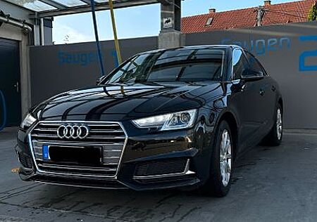 Audi A4 35 TDI S tronic - Virtualcockpit