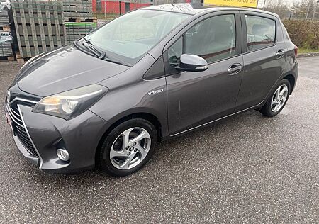 Toyota Yaris Comfort Hybrid 1,5 Automatik Navi Kamera