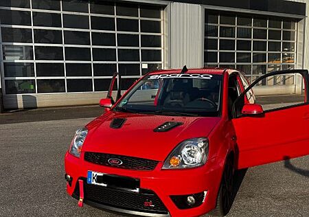 Ford Fiesta ST 1,4 16V Sport Sport