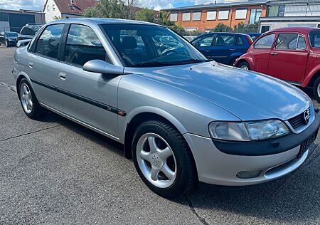 Opel Vectra B 2.5 V6 CD Exklusiv*AUTOMATIK* 2.HAND**