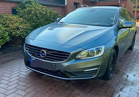 Volvo V60 D4 Geartronic Linje Svart Linje Svart