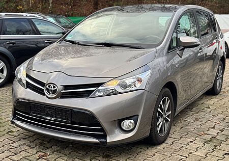 Toyota Verso SkyView Edition