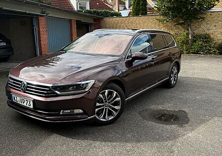 VW Passat Variant Volkswagen 2.0 TDI 140kW Highline 4M Va...