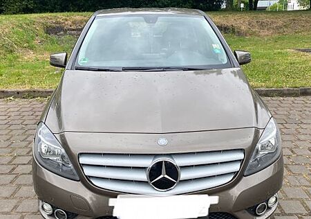 Mercedes-Benz B 180 CDI BlueEFFICIENCY Edition 1 Edition 1