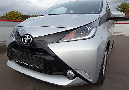 Toyota Aygo (X) gebraucht kaufen Toyota Aygo (X) Aygo -play touch°Kamera°Tempomat°