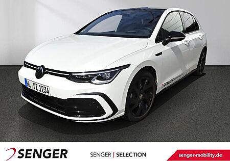 VW Golf Volkswagen VIII 1.5 eTSI R-Line DCC Panorama HuD StdHz