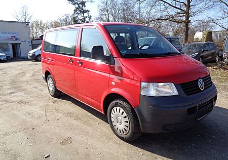 VW T5 Transporter Volkswagen T5 2.5 Bus Caravelle Trendline 4Motion 8-Sitzer