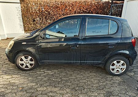 Toyota Yaris 1.3 Klima, Allwetter/GJR, TÜV neu