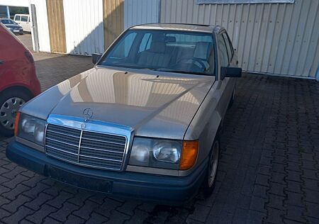 Mercedes-Benz 300 D Automatik