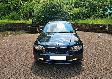 BMW 116i - Limousine 122 PS
