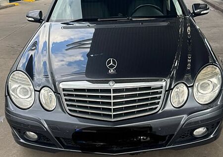 Mercedes-Benz E 220 CDI T CLASSIC Classic